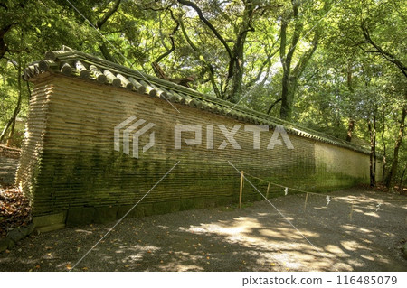 The remains of Nobunaga's wall in the grounds of Atsuta Shrine, Nagoya City The remains of Nobunaga's wall in the grounds of Atsuta Shrine, Nagoya City 116485079