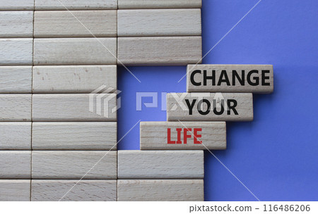 Change your Life symbol. Wooden blocks with words Change your Life. Beautiful purple background. Business and Change your Life concept. Copy space. Change your Life symbol. Wooden blocks with words Change your Life. Beautiful purple background. Business and Change your Life concept. Copy space. 116486206