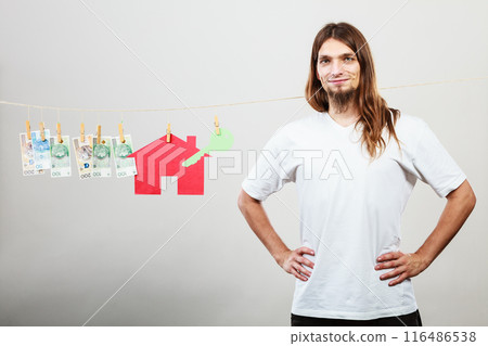 Man seller with money and house 116486538