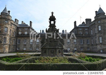 [UK, Scotland] Palace of Holyroodhouse, Edinburgh 116489705