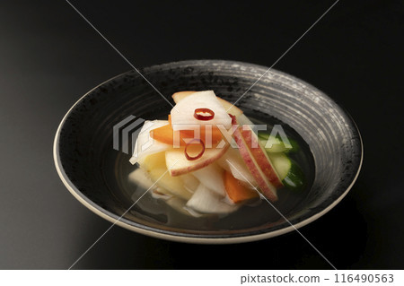 Water kimchi 116490563