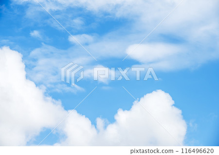 Summer sky, blue sky, sunny sky, sky material [Tokyo] 116496620