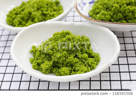 Wolffia globosa or swamp algae, water meal 116501508