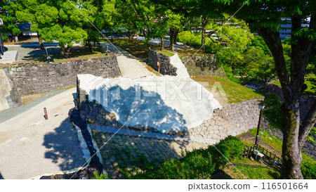 在恢復工作下的熊本城堡 116501664