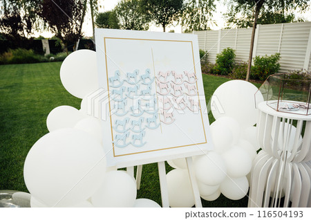 Board for determining the sex of the child. The choice is made by the guests of the pregnant family Board for determining the sex of the child. The choice is made by the guests of the pregnant family 116504193