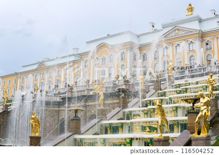 Big Cascade of fountains in Peterhof Palace park, Saint-Petersburg 116504252