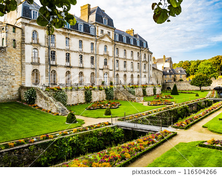 The Chateau de l'Hermine and its blossoming garden, Vannes. Brittany, France The Chateau de l'Hermine and its blossoming garden, Vannes. Brittany, France 116504266