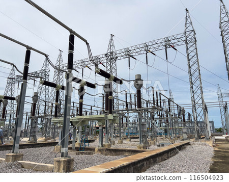 230 kV power system switchyard comprising breaker, current transformer, disconnecting switch, and take-off structure 116504923
