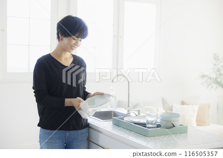 廚房裡的女人 116505357