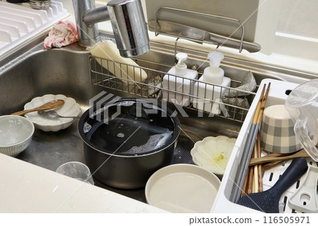 有盤子的廚房 有盤子的廚房 116505971