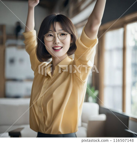 伸展的女人 伸展的女人 116507148