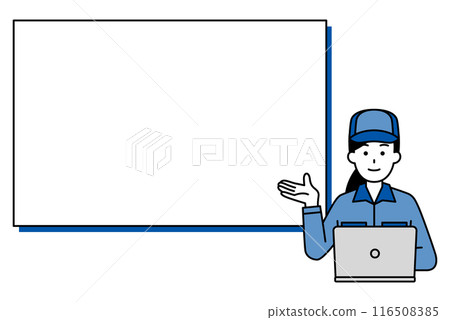 一位穿著工作服的女士在筆記型電腦上工作，在白板上解釋 116508385