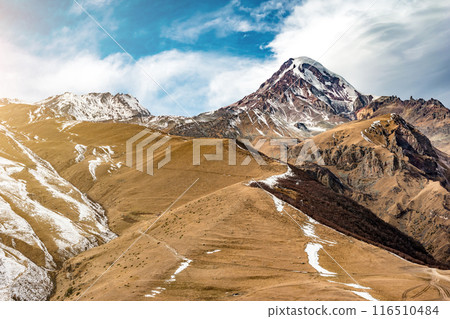 Ridge under the lonely mountain 116510484