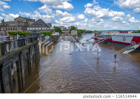 European floods in Dresden, Germany, 2013 116514944