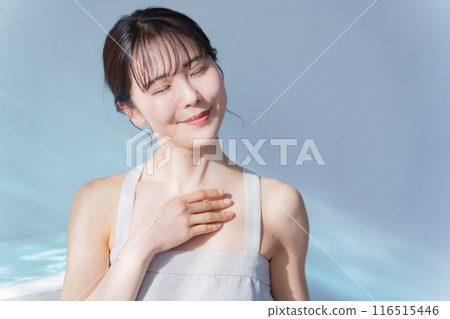 Young woman beauty skin care 116515446