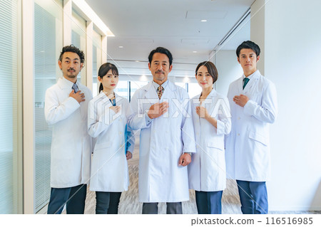 A group in white coats, doctors, university medical offices, hospitals, scientists A group in white coats, doctors, university medical offices, hospitals, scientists 116516985