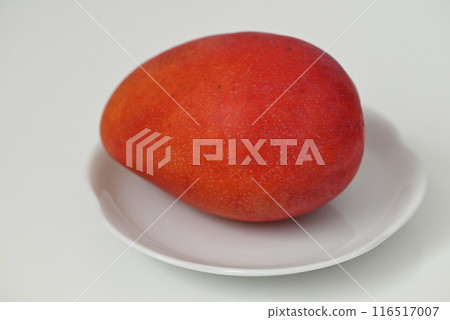 Juicy, delicious, sweet mango 116517007