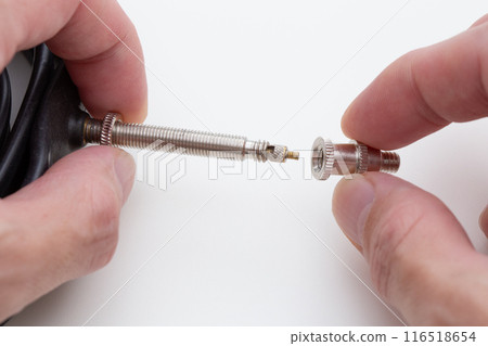 Bicycle valve conversion adapter French to English 116518654