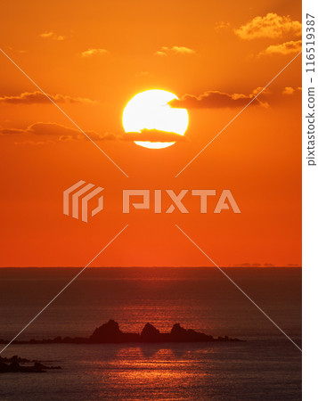 Kanagawa Manazuru_Dawn scenery from Mitsuishi 116519387