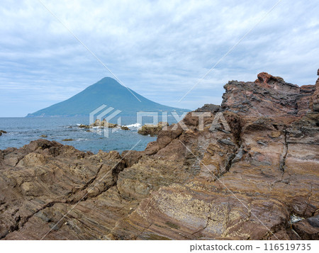 View of Kaimon-dake from Nagasaki-hana in Ibusuki, Kagoshima Prefecture View of Kaimon-dake from Nagasaki-hana in Ibusuki, Kagoshima Prefecture 116519735