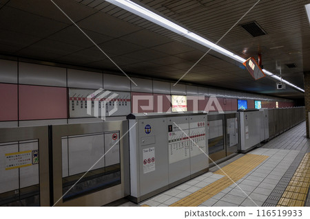 大阪市高速電車千日前線「櫻川站」地下月台（2024年6月拍攝） 116519933