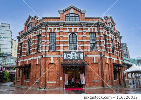台北西門紅樓，紅磚，八角二層歷史建築，三級古蹟 116526012