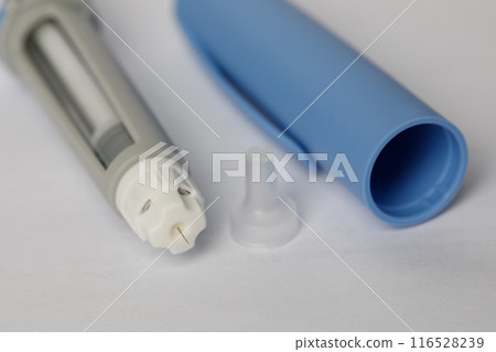 Insulin injection pen or insulin cartridge pen for diabetics. Medical equipment Insulin injection pen or insulin cartridge pen for diabetics. Medical equipment 116528239