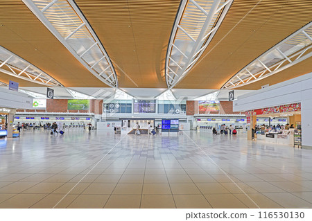 New Chitose Airport International Terminal 3F Departure Lobby Counters A and B High Key New Chitose Airport International Terminal 3F Departure Lobby Counters A and B High Key 116530130