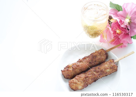 Yakitori meatball skewers 116530317