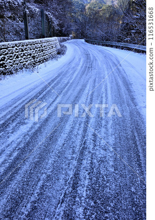 Kanagawa Prefectural Route 70 Hadano-Kiyokawa Line: Icy roads in the mountains Kanagawa Prefectural Route 70 Hadano-Kiyokawa Line: Icy roads in the mountains 116531668
