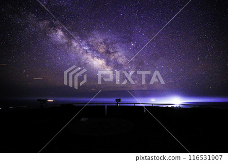 《Kochi Prefecture, Cape Ashizuri》 Cape Ashizuri Lighthouse, Milky Way and starry sky from Cape Ashizuri Observatory 116531907