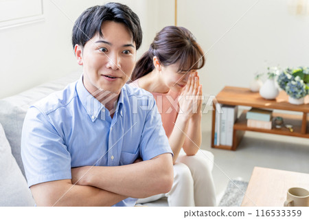 年輕夫婦戰鬥 年輕夫婦戰鬥 116533359