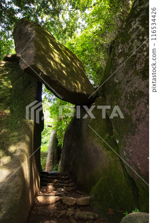 Benkei's Seven Return: The strange rock formations of Mount Tsukuba Benkei's Seven Return: The strange rock formations of Mount Tsukuba 116534426