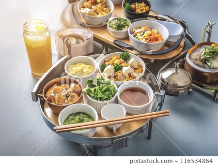 養老院午餐CG素材 116534864