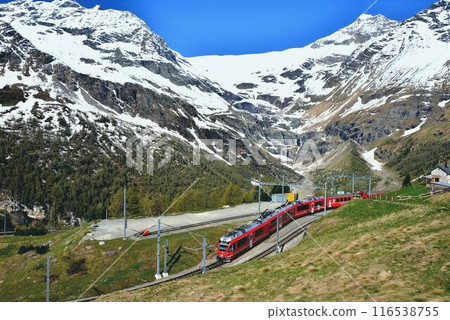 You can't see any glaciers from the Glacier Express, but you can see three glaciers from the Bernina Line. You can't see any glaciers from the Glacier Express, but you can see three glaciers from the Bernina Line. 116538755