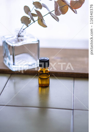 Botanical aroma bottle Botanical aroma bottle 116540376