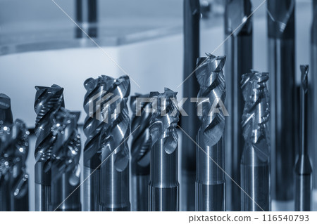 Close-up scene group of the used flat or square solid end mill tools. Close-up scene group of the used flat or square solid end mill tools. 116540793