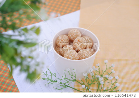 round cake filled with green beans as a background round cake filled with green beans as a background 116541478