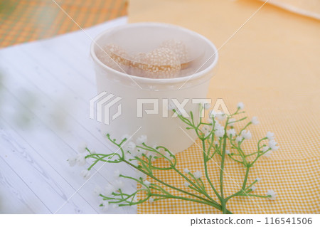 round cake filled with green beans as a background 116541506