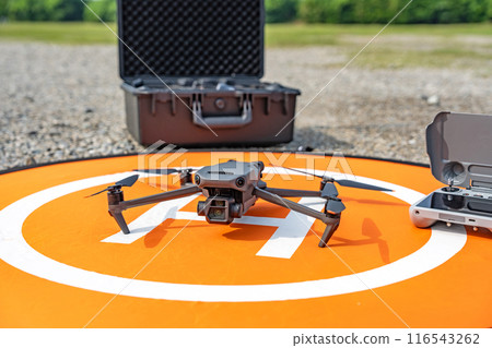 無人機和著陸墊 116543262