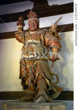 Obakusan Manpukuji Temple, Jikokuten statue in the Tennoden Hall, Uji, Kyoto Prefecture 116544478