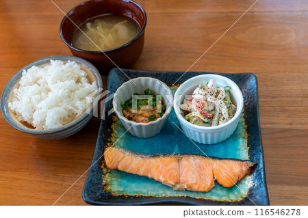 A delicious Japanese breakfast 116546278