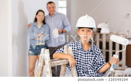 Portrait of boy during renovation at home 116549104