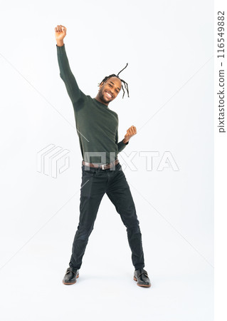 跳舞的黑人全身照片 116549882