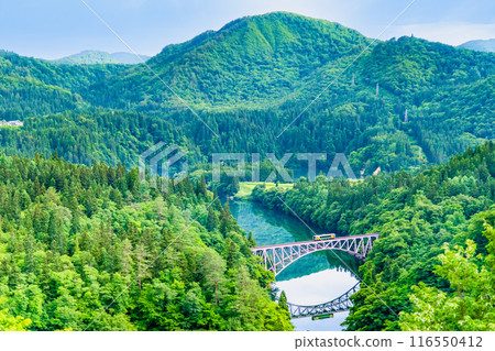Fukushima Tadami Line: A train crossing the First Tadami River Bridge Fukushima Tadami Line: A train crossing the First Tadami River Bridge 116550412
