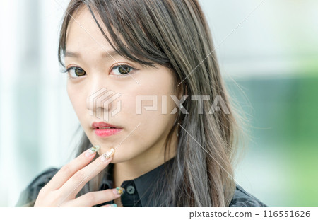 Young woman gazing Young woman gazing 116551626