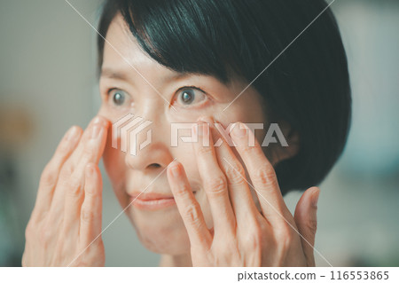 女生 女孩 女性 116553865