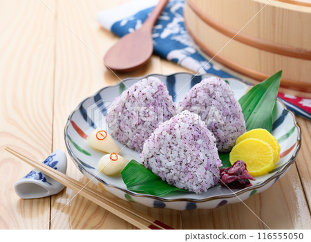 Everyone loves it♪ Yukari rice balls 116555050