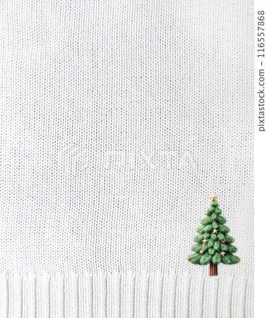 Vertical Christmas background Wool sweater texture of white color with border and felt Christmas tree. Background for scrapbooking design, holiday decoration. Mockup template. Copy space for text Vertical Christmas background Wool sweater texture of white color with border and felt Christmas tree. Background for scrapbooking design, holiday decoration. Mockup template. Copy space for text 116557868