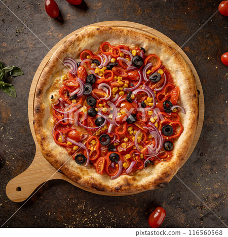 Delicious vegetarian pizza Delicious vegetarian pizza 116560568